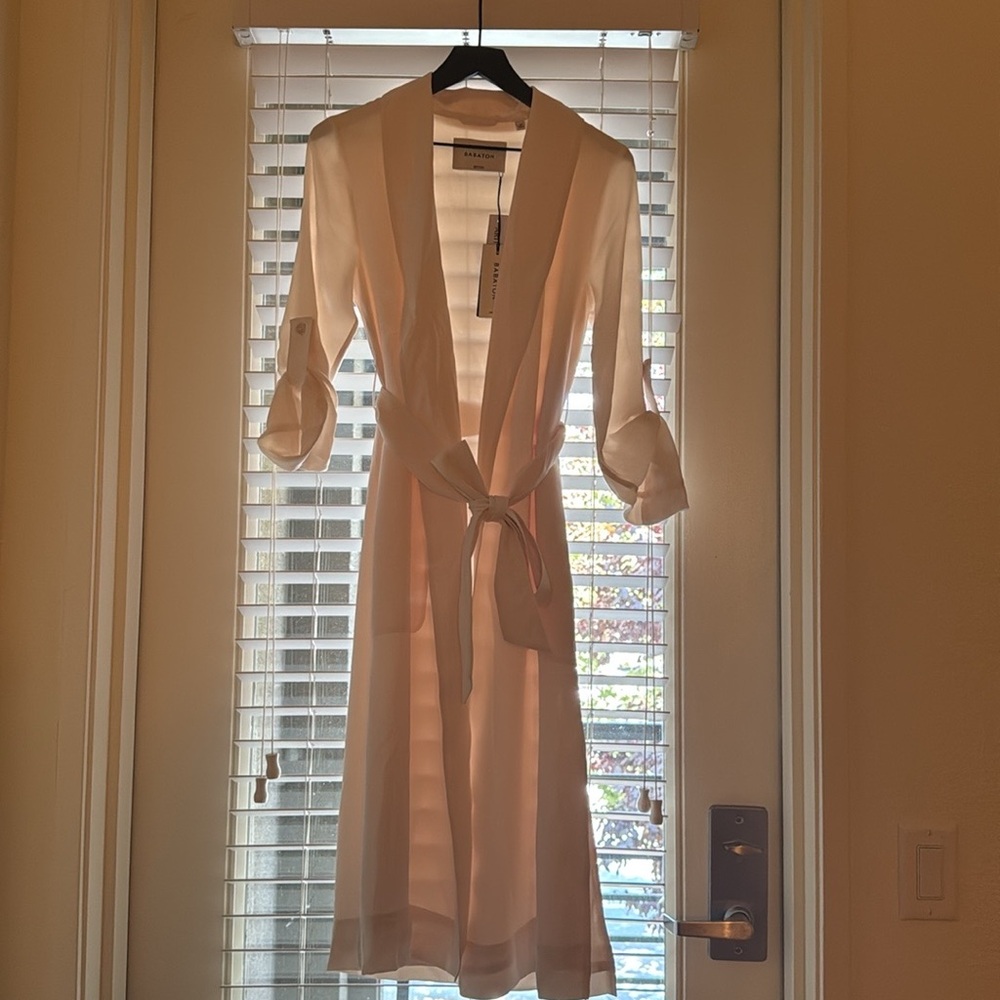 Aritzia Cream Robe Intimates & Sleepwear